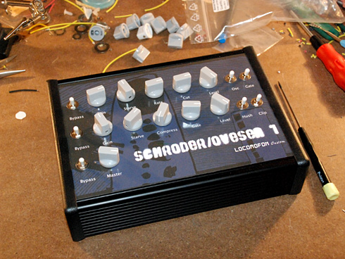 Locomofon custom oscillator-fuzz
